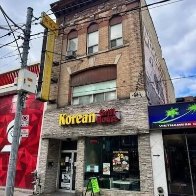 214,&nbsp;Queen, Kensington-Chinatown, Toronto