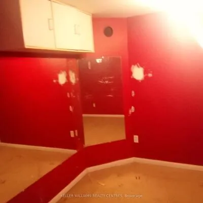 30,&nbsp;Canvarco, Thorncliffe Park, Toronto