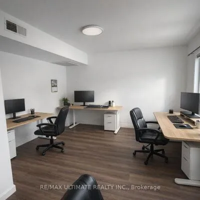 460,&nbsp;College, Palmerston-Little Italy, Toronto