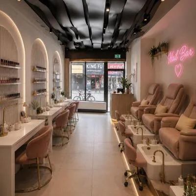 632,&nbsp;Bloor, Annex, Toronto