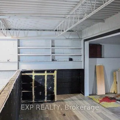 30,&nbsp;Canvarco, Thorncliffe Park, Toronto