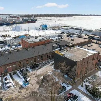 31F,&nbsp;Polson, South Riverdale, Toronto