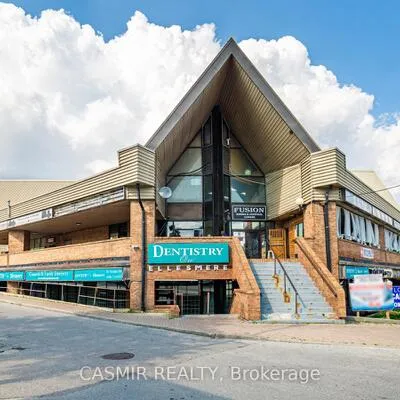 880,&nbsp;Ellesmere, Dorset Park, Toronto