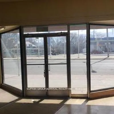 2500,&nbsp;Kingston, Birchcliffe-Cliffside, Toronto