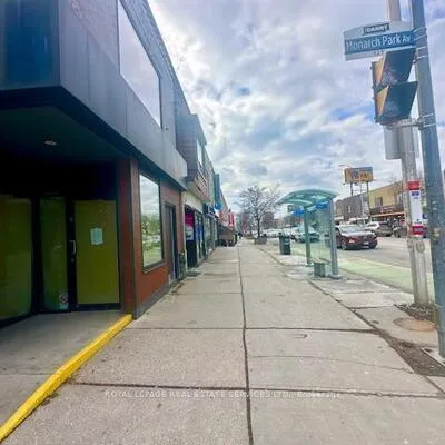 1417,&nbsp;Danforth, Greenwood-Coxwell, Toronto