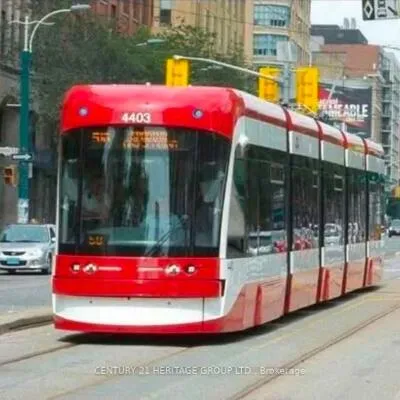 1596,&nbsp;Queen, Greenwood-Coxwell, Toronto