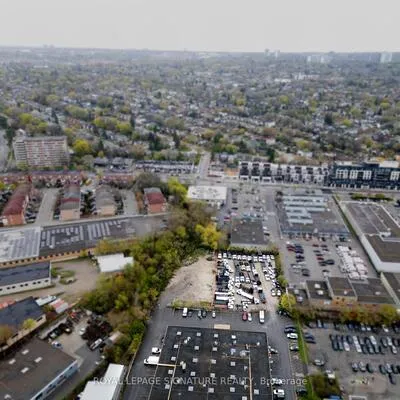 49,&nbsp;Cranfield, O'Connor-Parkview, Toronto