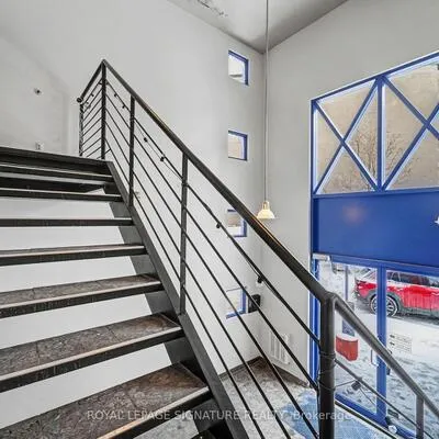 259,&nbsp;Danforth, North Riverdale, Toronto