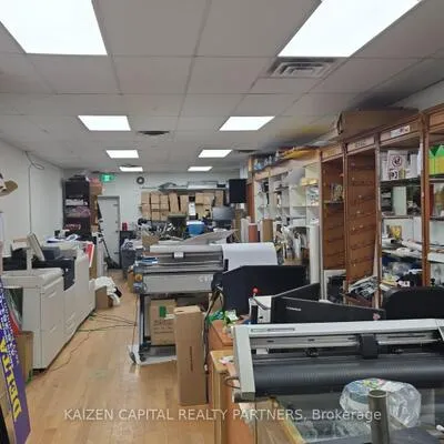 2637,&nbsp;Eglinton, Kennedy Park, Toronto
