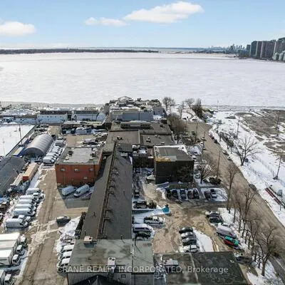 31F,&nbsp;Polson, South Riverdale, Toronto