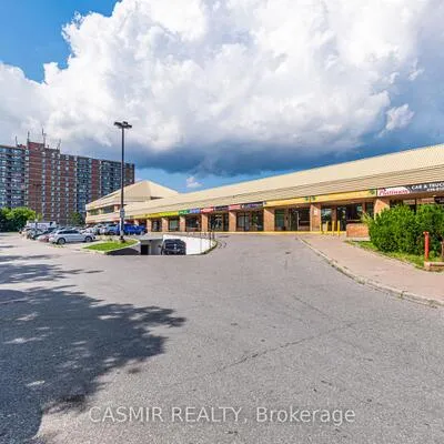 880,&nbsp;Ellesmere, Dorset Park, Toronto
