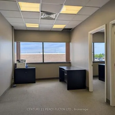 2913,&nbsp;Kennedy, Milliken, Toronto