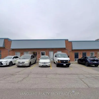 102,&nbsp;Martin Ross, York University Heights, Toronto