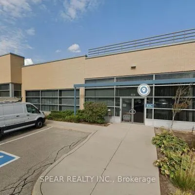5525,&nbsp;Eglinton, Eringate-Centennial-West Deane, Toronto