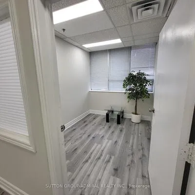 1001,&nbsp;Finch, York University Heights, Toronto