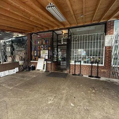 263,&nbsp;Dunn, Roncesvalles, Toronto