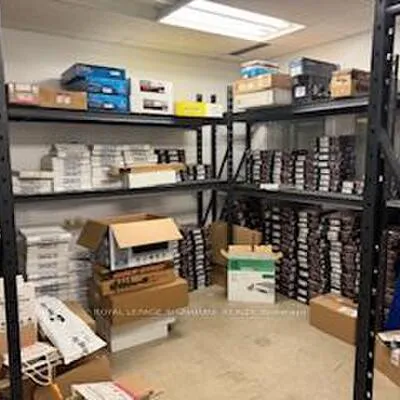 37,&nbsp;Kodiak, York University Heights, Toronto