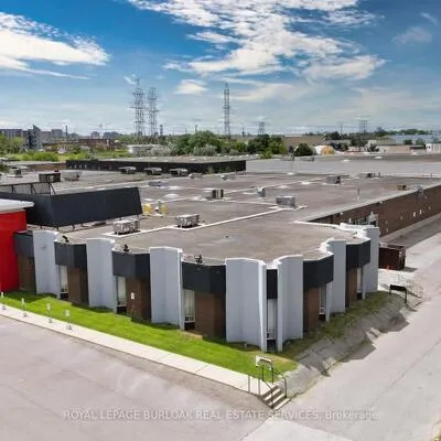 90,&nbsp;Ronson, West Humber-Clairville, Toronto