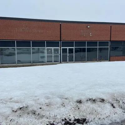 100,&nbsp;Brisbane, York University Heights, Toronto