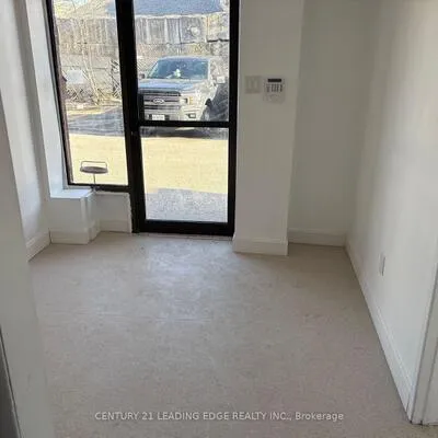 52,&nbsp;Airview, West Humber-Clairville, Toronto