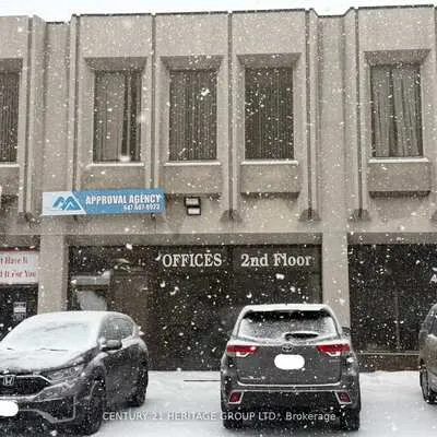 4544,&nbsp;Dufferin, York University Heights, Toronto