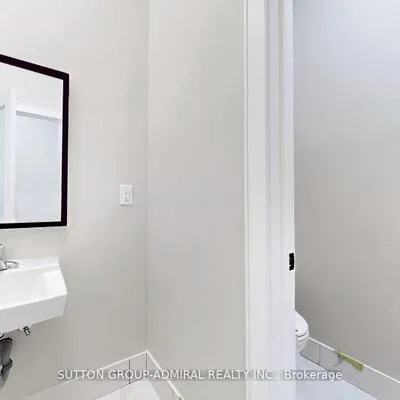 800,&nbsp;Petrolia, York University Heights, Toronto
