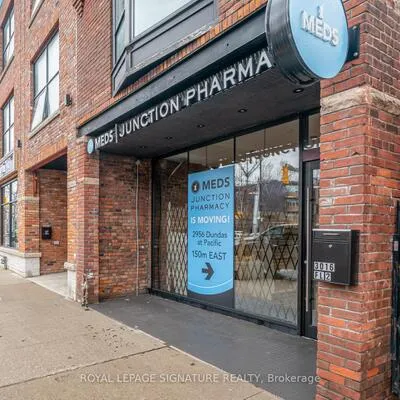 3016,&nbsp;Dundas, Junction Area, Toronto