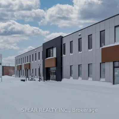 120,&nbsp;Norfinch, Black Creek, Toronto