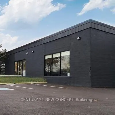 105,&nbsp;Bentworth, Yorkdale-Glen Park, Toronto