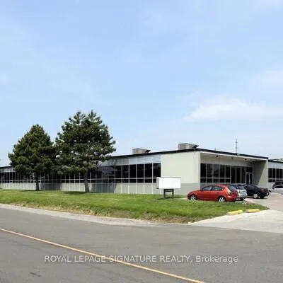 80,&nbsp;Jutland, Islington-City Centre West, Toronto