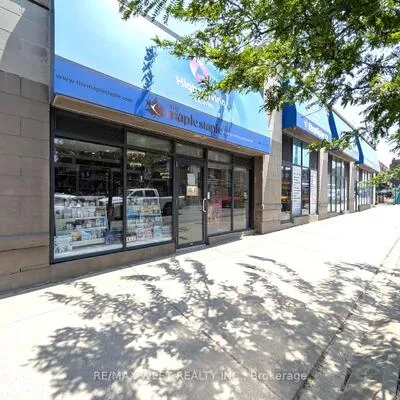 413,&nbsp;Keele, Junction Area, Toronto