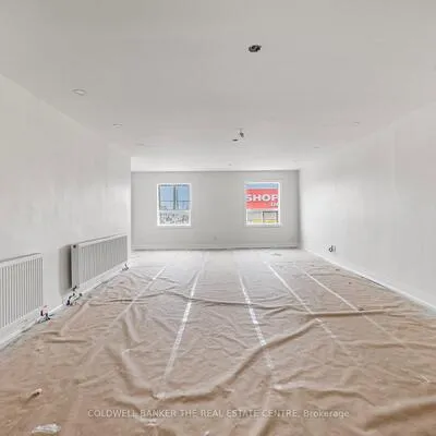 2242,&nbsp;Eglinton, Briar Hill-Belgravia, Toronto