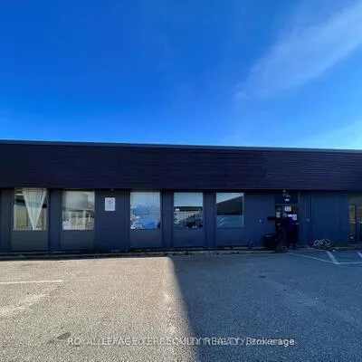 585,&nbsp;Trethewey, Brookhaven-Amesbury, Toronto