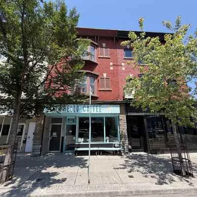 800,&nbsp;Bloor, Dovercourt-Wallace Emerson-Junction, Toronto