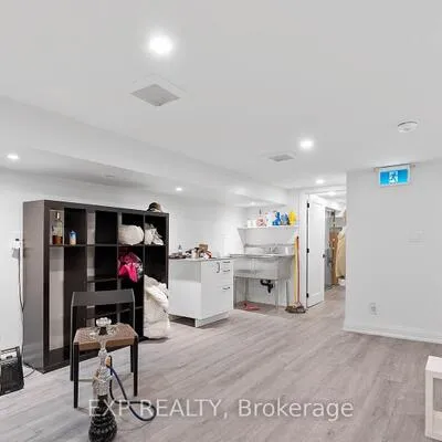 514A,&nbsp;Evans (Main), Alderwood, Toronto