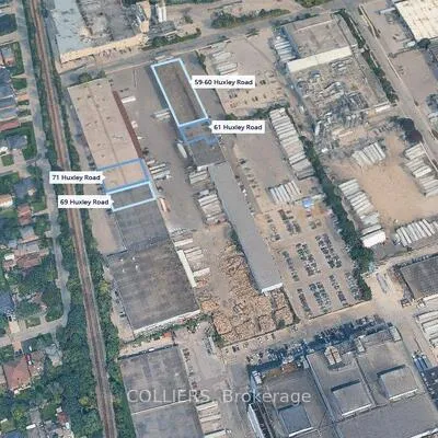 71,&nbsp;Huxley, Downsview-Roding-CFB, Toronto