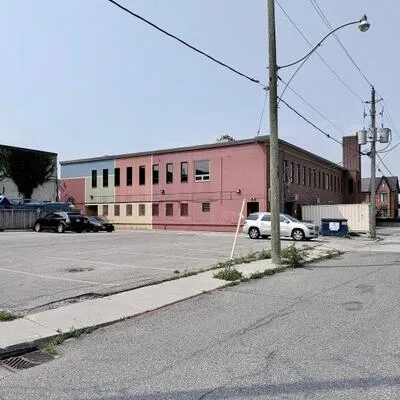 139,&nbsp;Mulock, Junction Area, Toronto