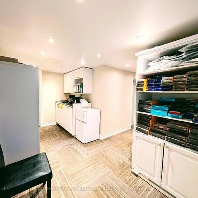 Commercial for sale, 115, Sheppard, Lansing-Westgate, Toronto