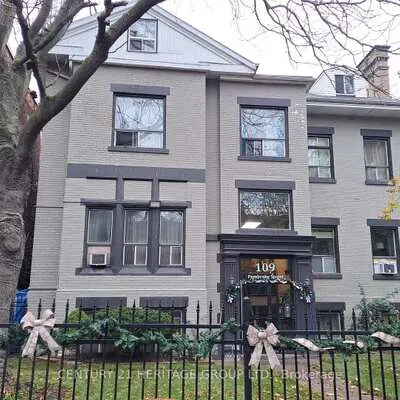 109,&nbsp;Pembroke, Moss Park, Toronto