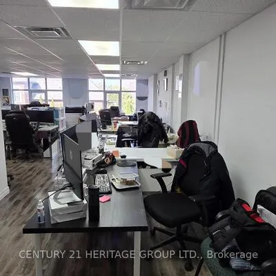 Commercial for sale, 222, Finch, Newtonbrook West, Toronto