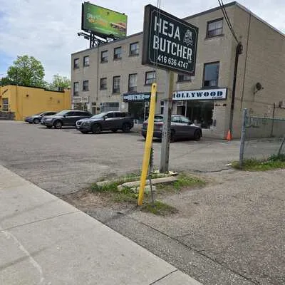 915-925,&nbsp;sheppard, Clanton Park, Toronto