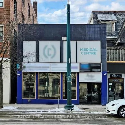 200,&nbsp;Spadina, Kensington-Chinatown, Toronto