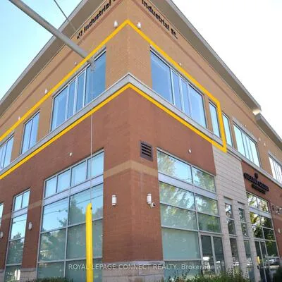 Commercial for sale, 41, Industrial, Thorncliffe Park, Toronto