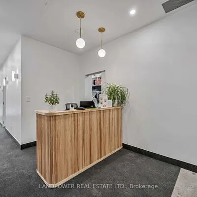 Commercial for sale, 15, Wellesley, Bay Street Corridor, Toronto