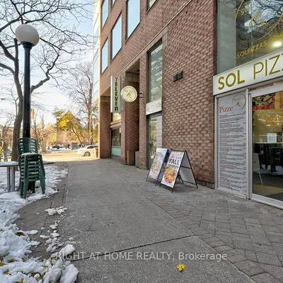 Commercial for sale, 1033, Bay, Bay Street Corridor, Toronto