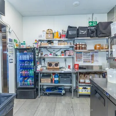 Commercial for sale, 22, Bathurst, Church-Yonge Corridor, Toronto