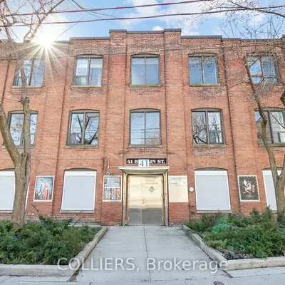 41,&nbsp;Britain, Moss Park, Toronto