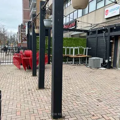 Commercial for sale, 720, Spadina, University, Toronto