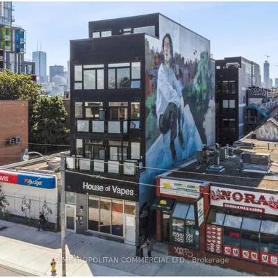 Commercial for sale, 335, College, Kensington-Chinatown, Toronto