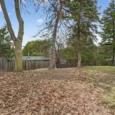 298,&nbsp;Newton, Newtonbrook East, Toronto